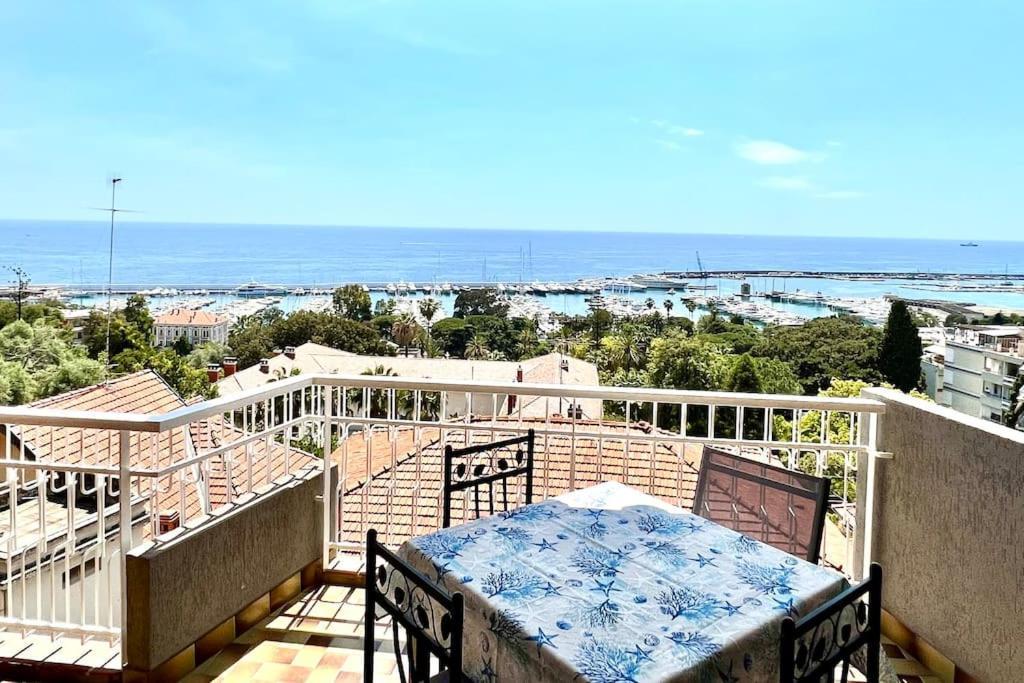 Special Home Vista Mare E Parcheggio Privato Санремо Екстер'єр фото