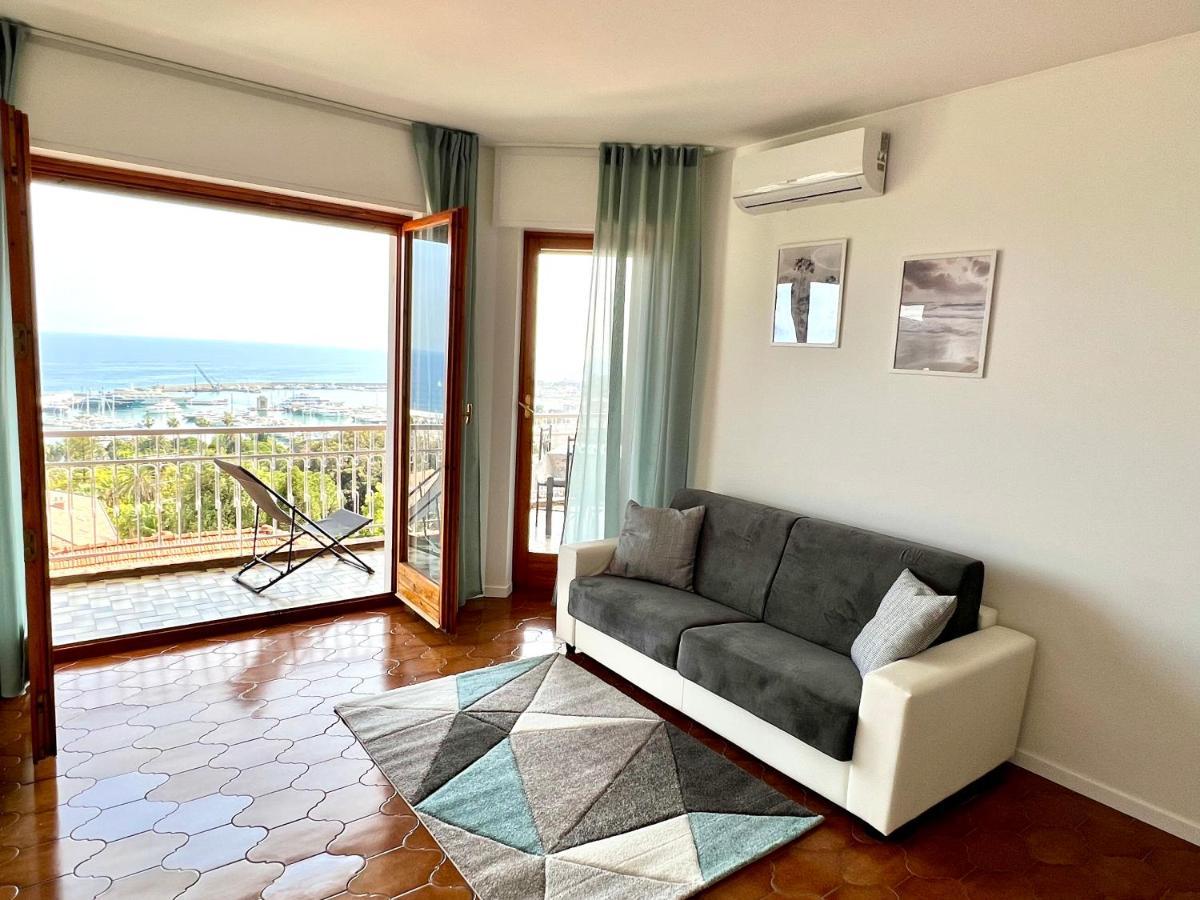 Special Home Vista Mare E Parcheggio Privato Санремо Екстер'єр фото