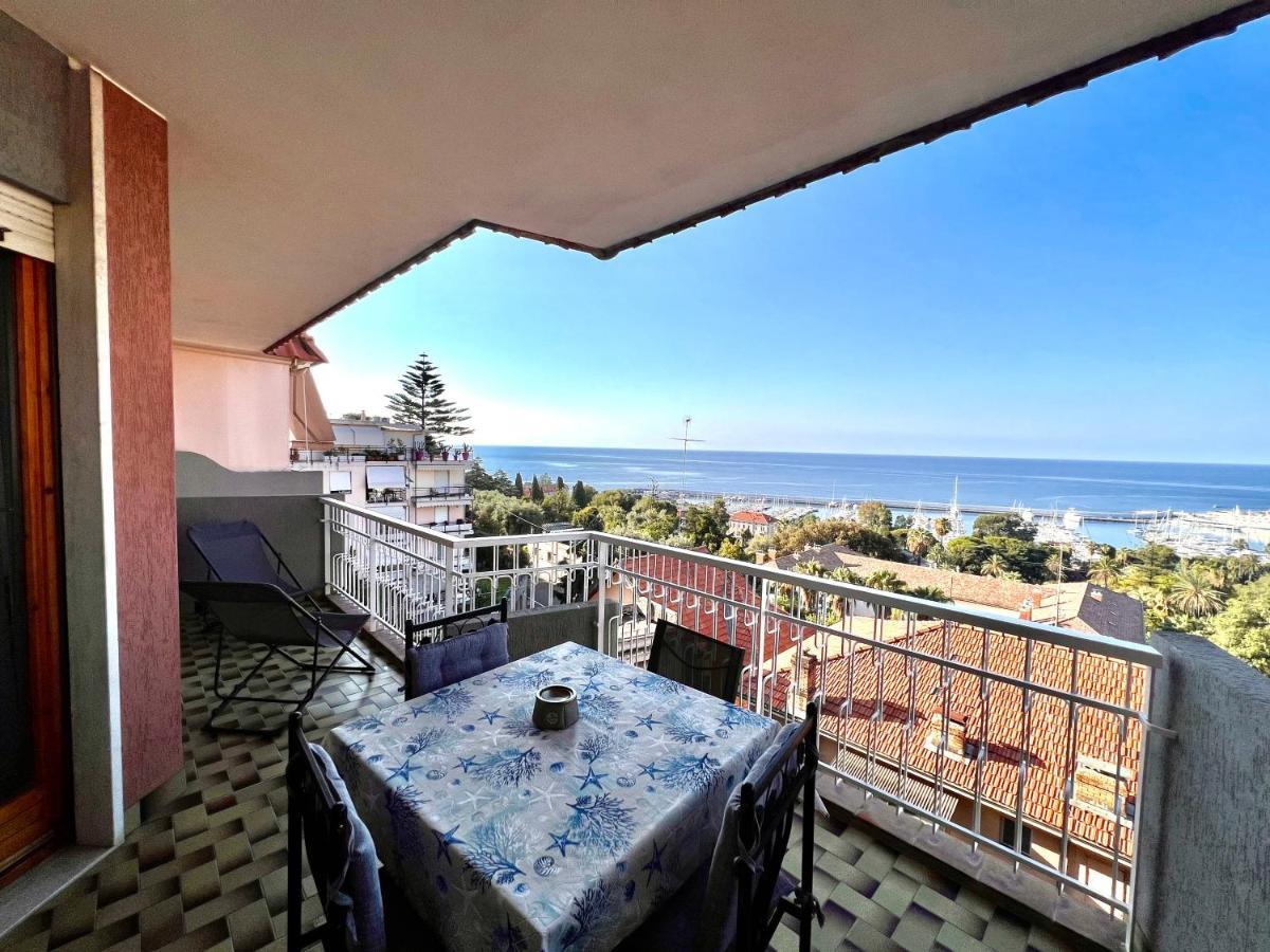 Special Home Vista Mare E Parcheggio Privato Санремо Екстер'єр фото