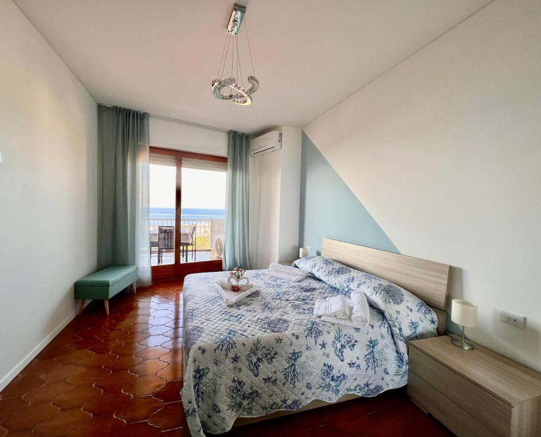 Special Home Vista Mare E Parcheggio Privato Санремо Екстер'єр фото