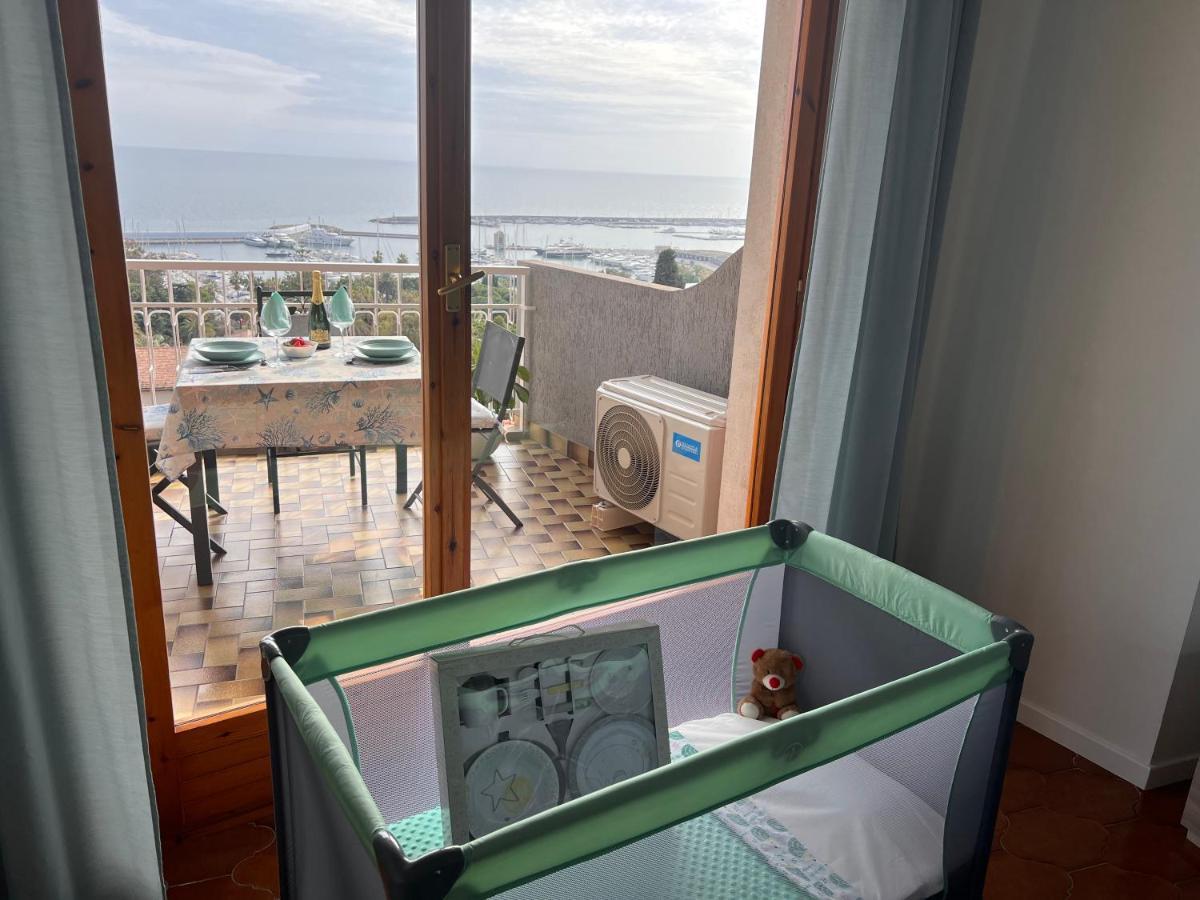 Special Home Vista Mare E Parcheggio Privato Санремо Екстер'єр фото
